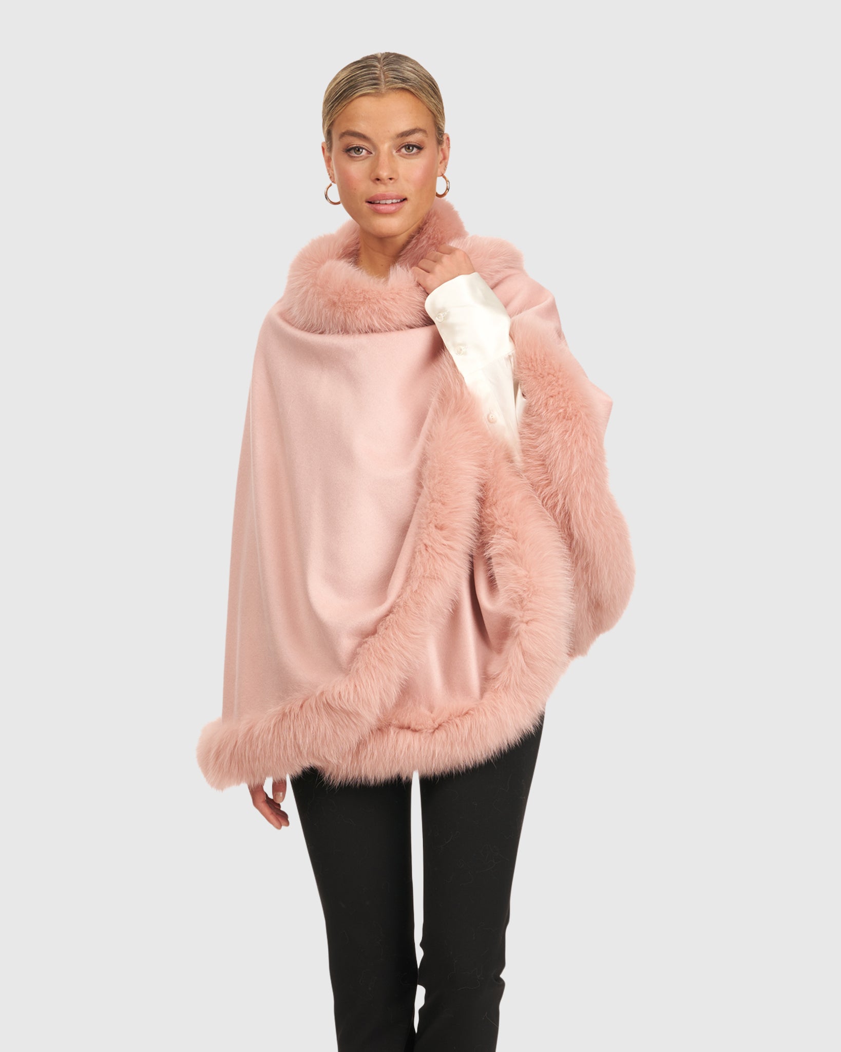 #Color_LIGHT PINK