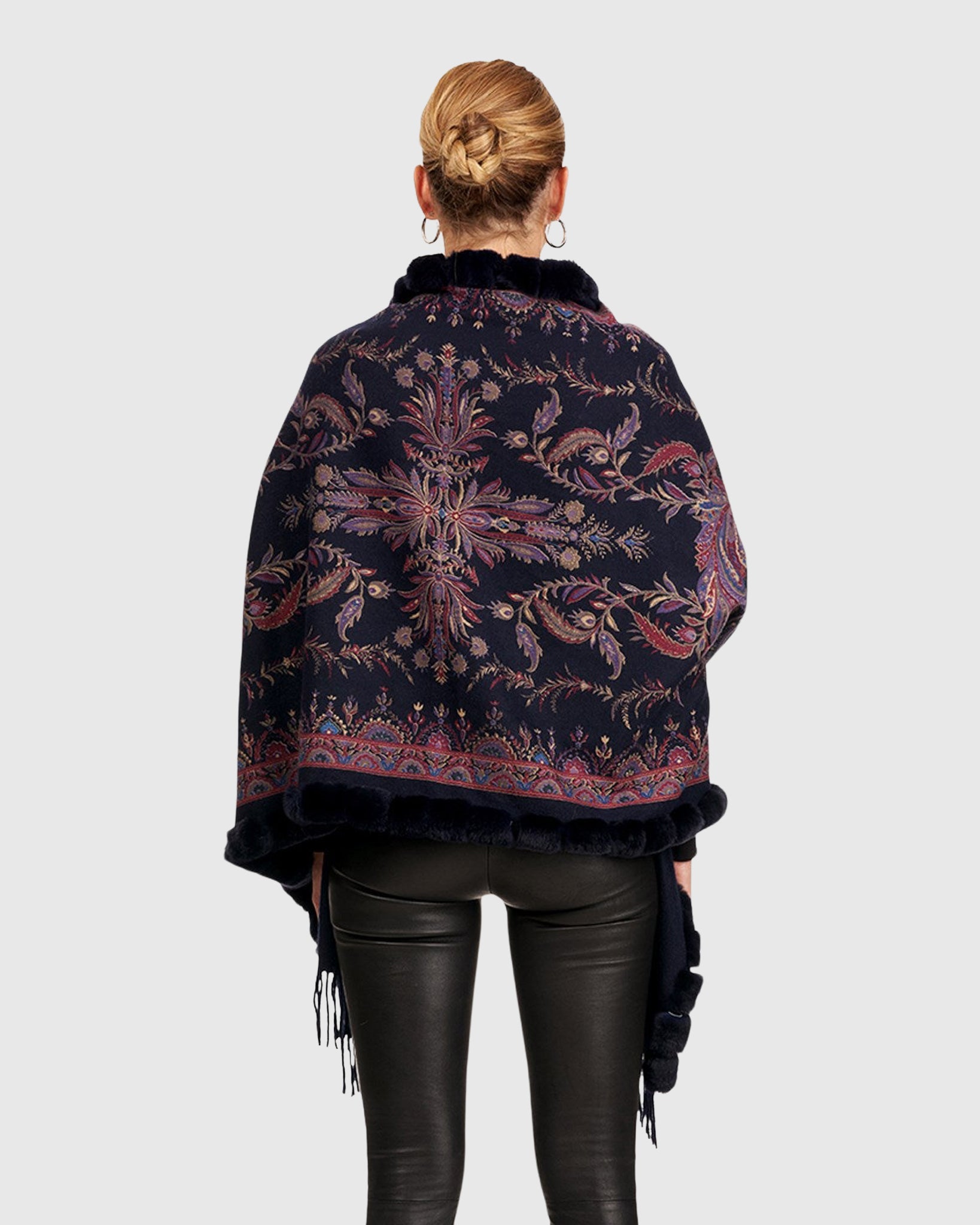 #Color_NAVY PAISLEY