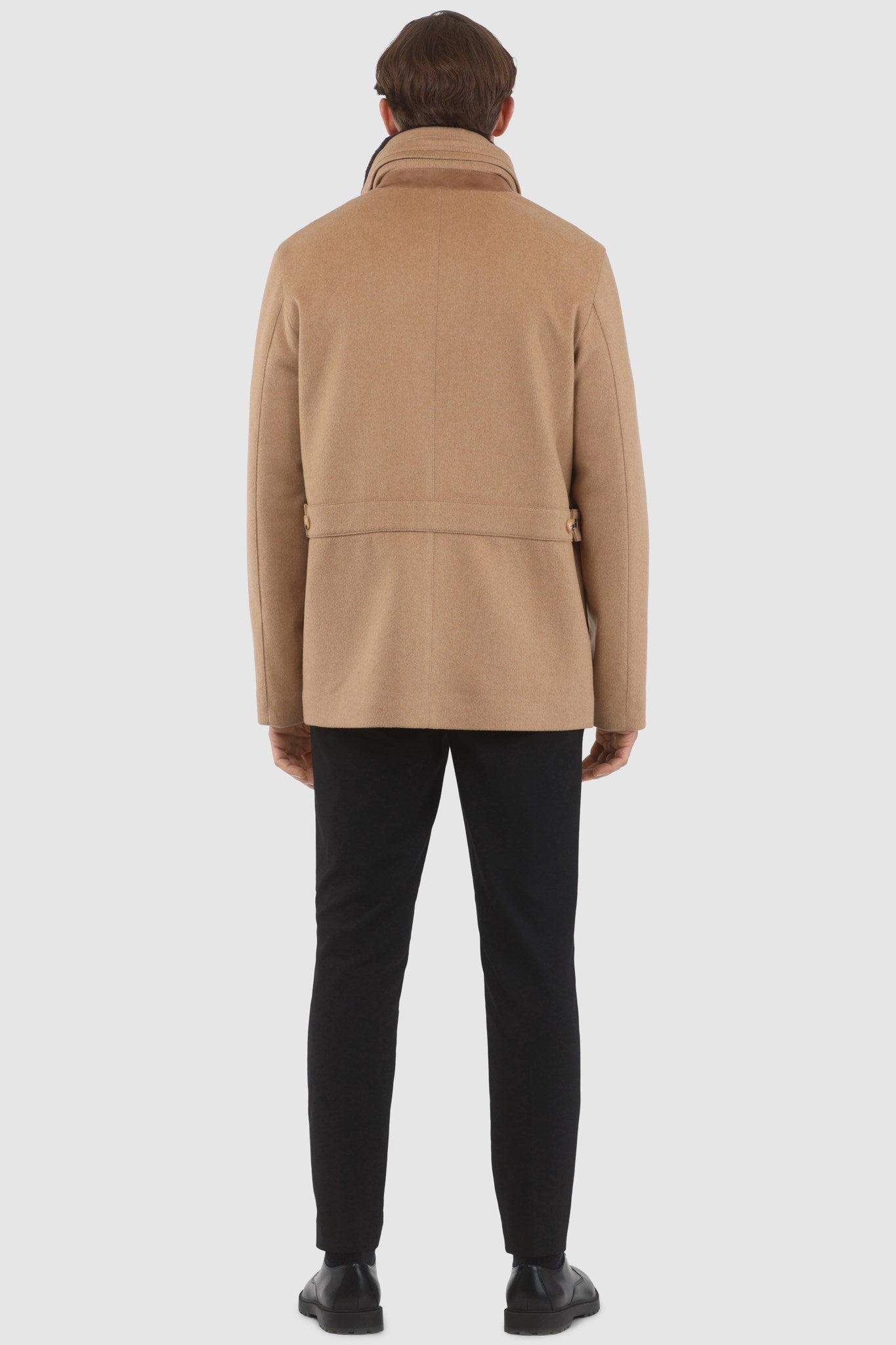 Veste pour homme confectionnée en laine Loro Piana avec col amovible en peau lainée d'agneau sélectionnée