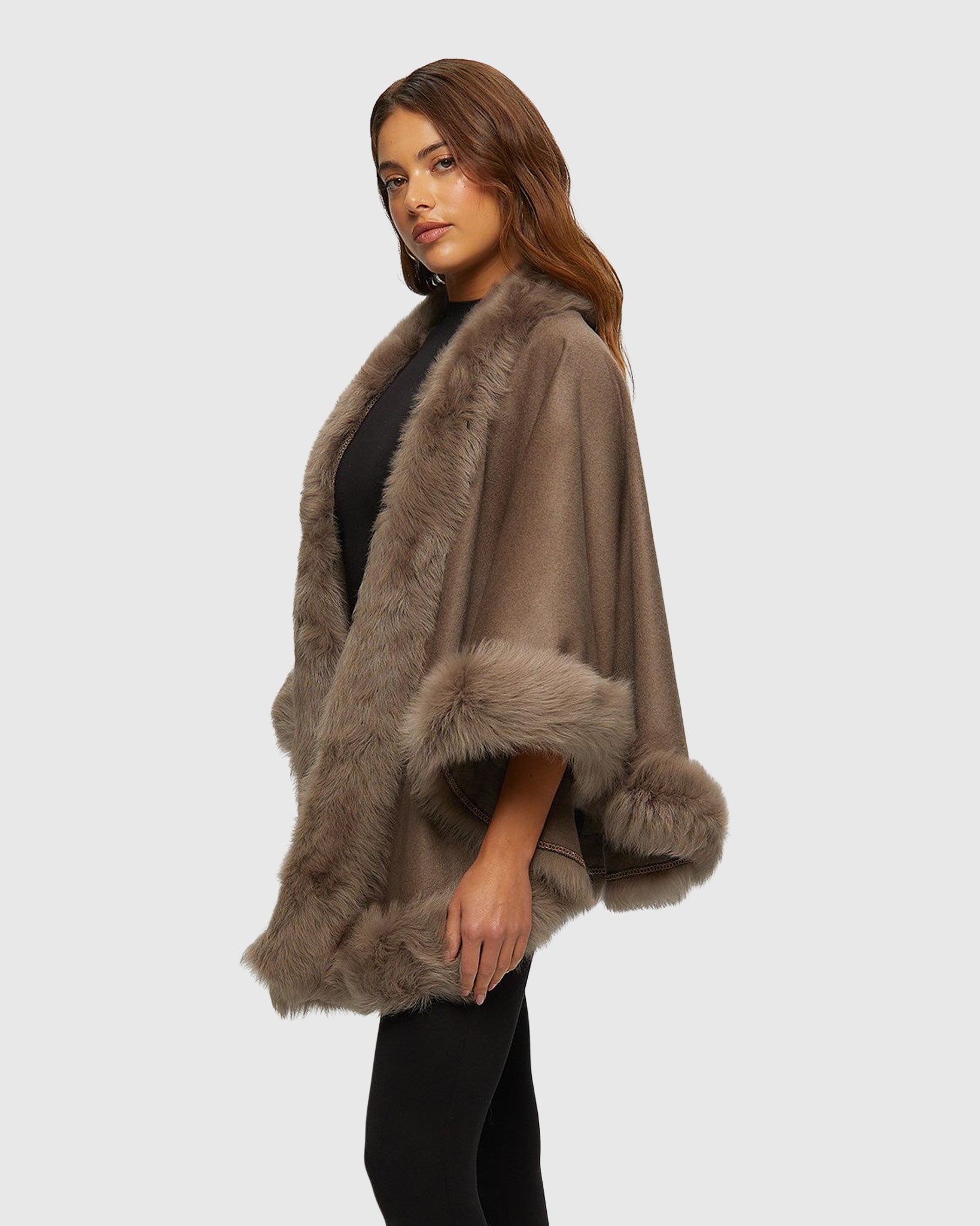 #Color_KHAKI TAUPE