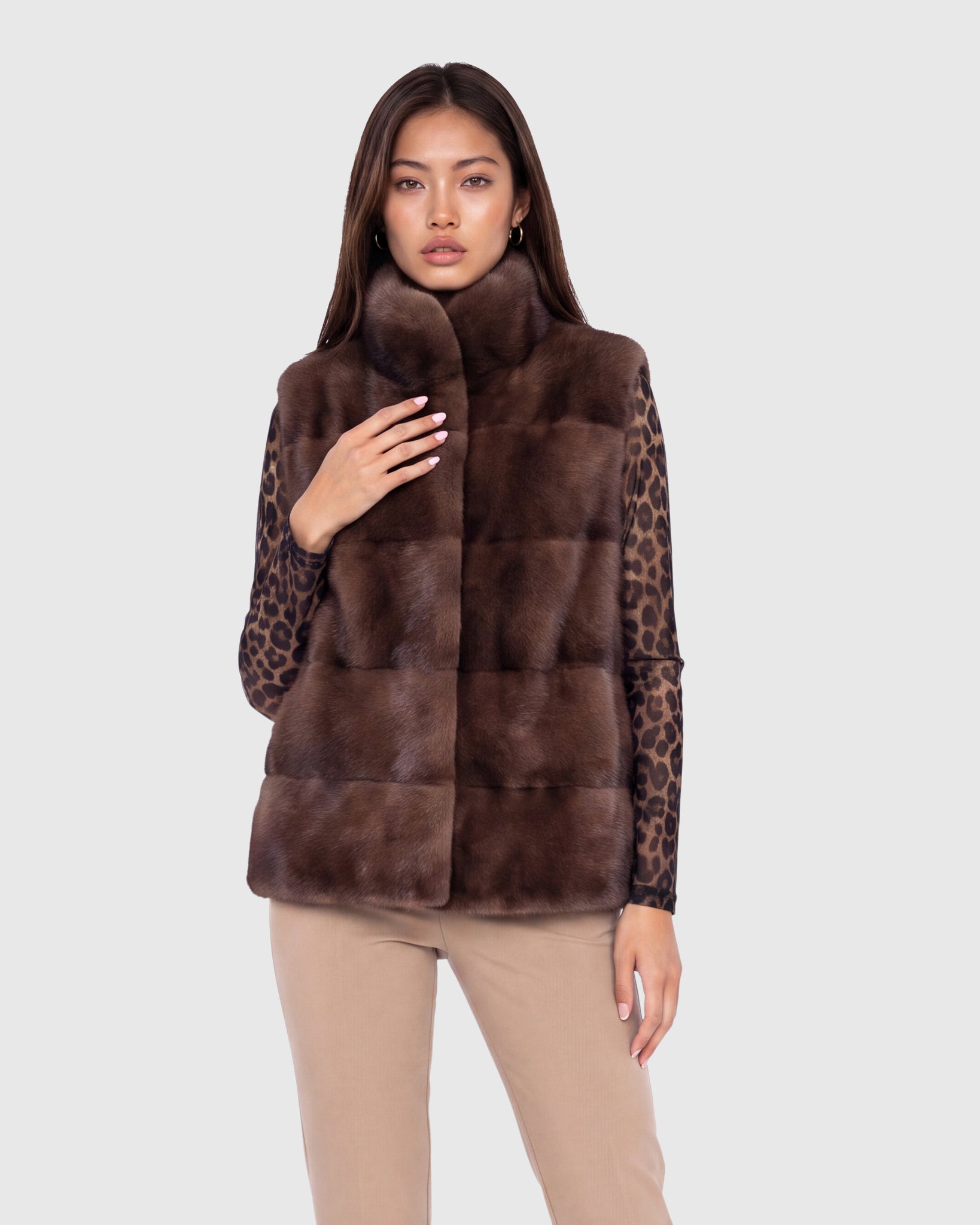 #Color_BROWN
