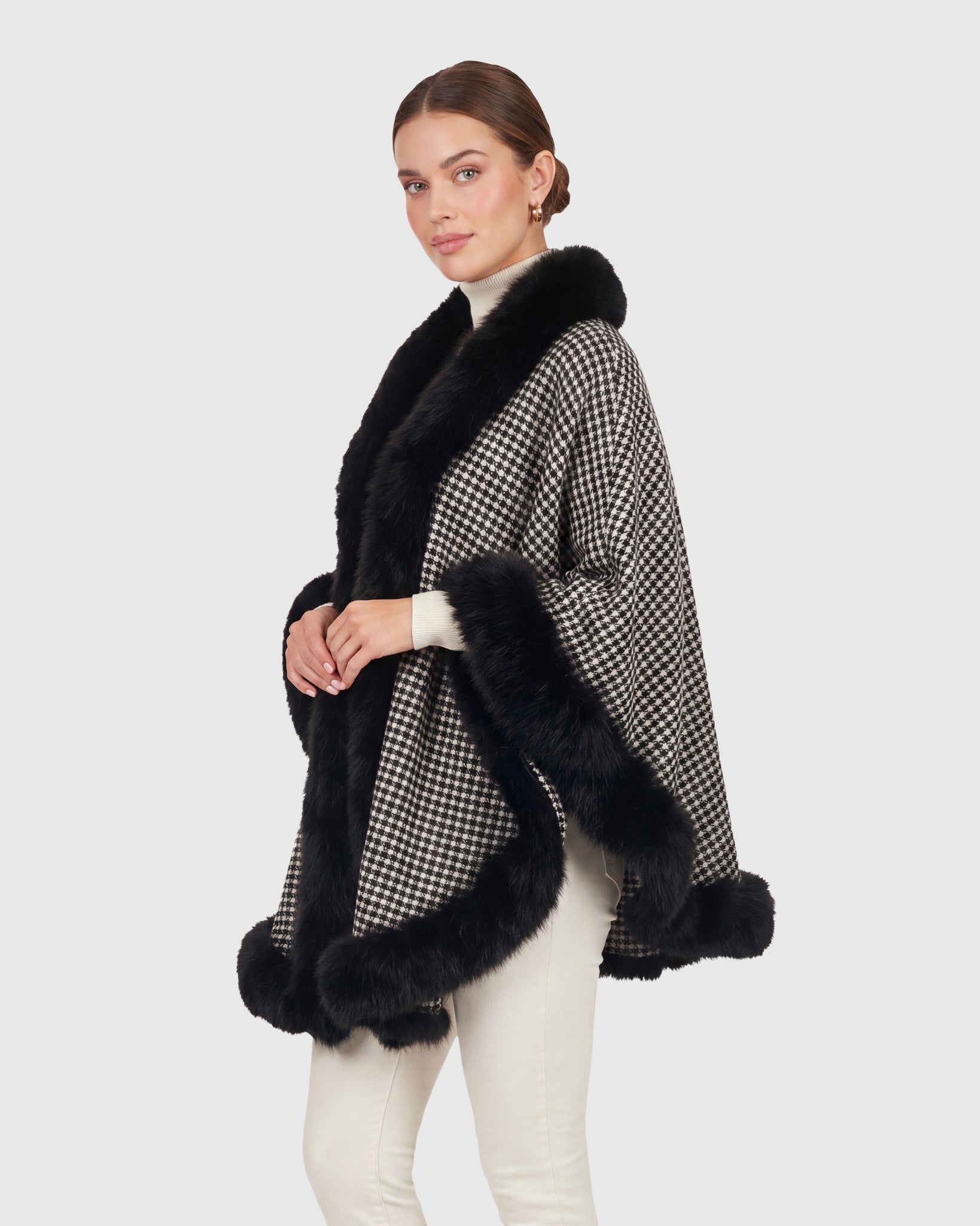 #Color_HOUNDSTOOTH