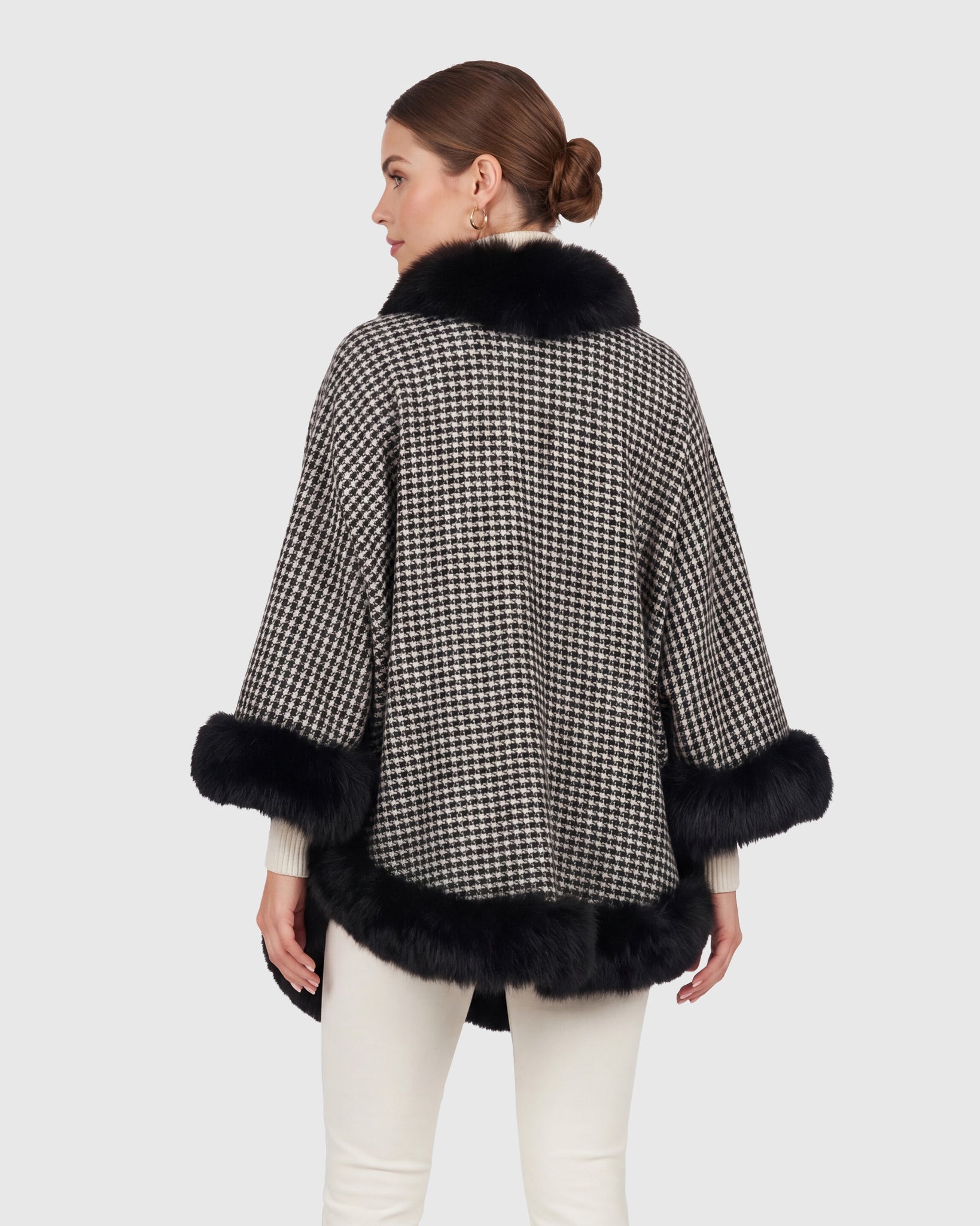 #Color_HOUNDSTOOTH