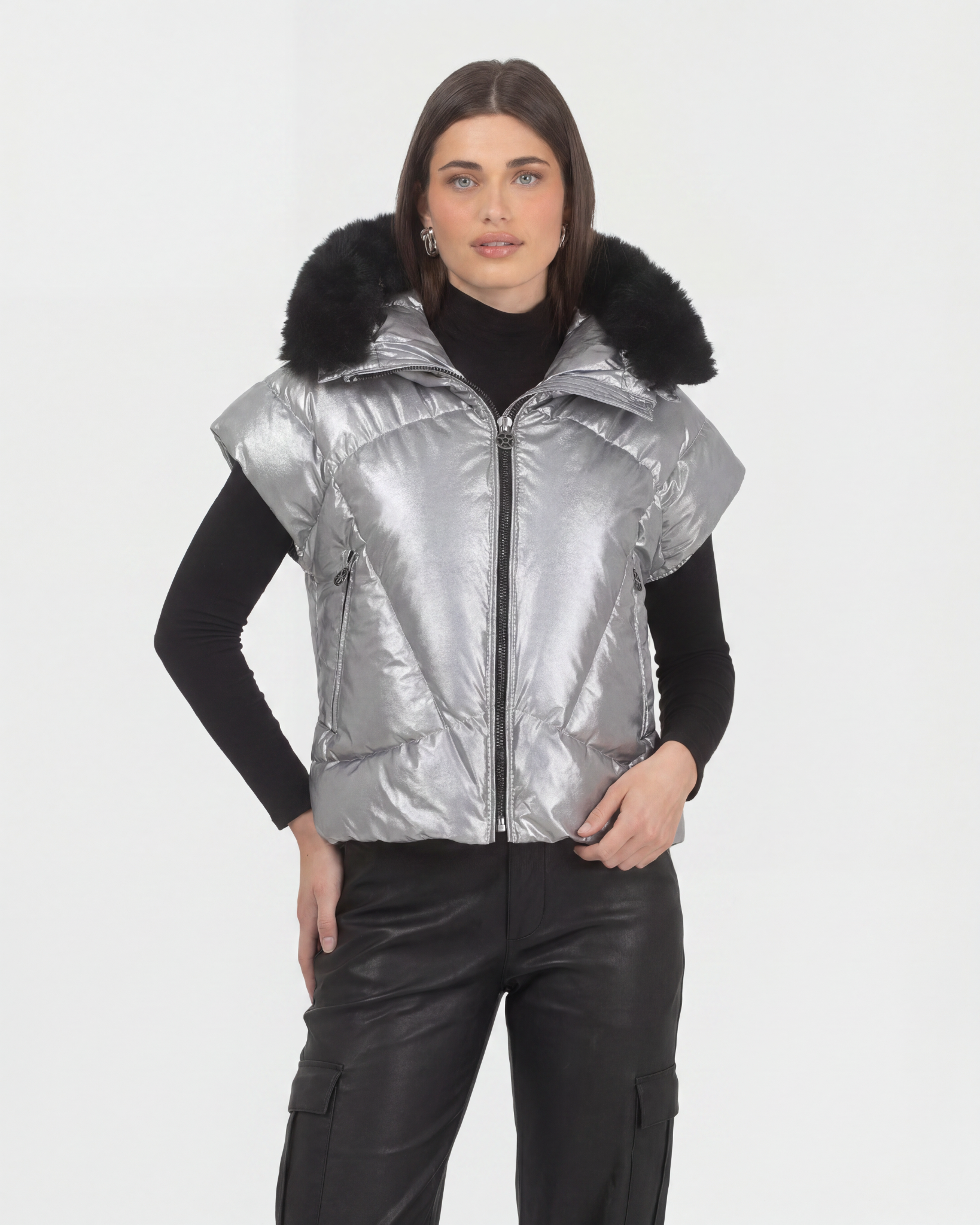 #Color_SILVER/BLACK