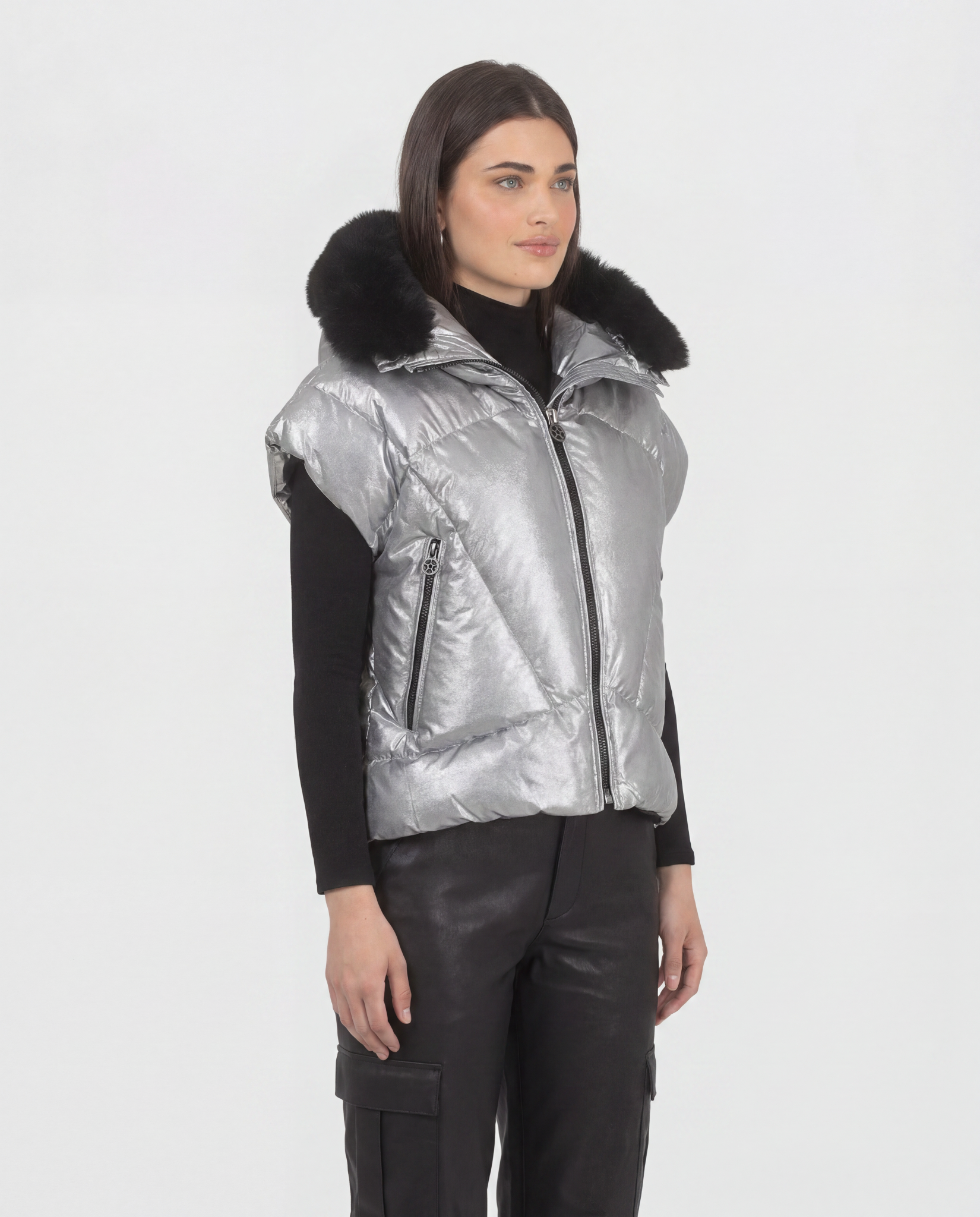 #Color_SILVER/BLACK