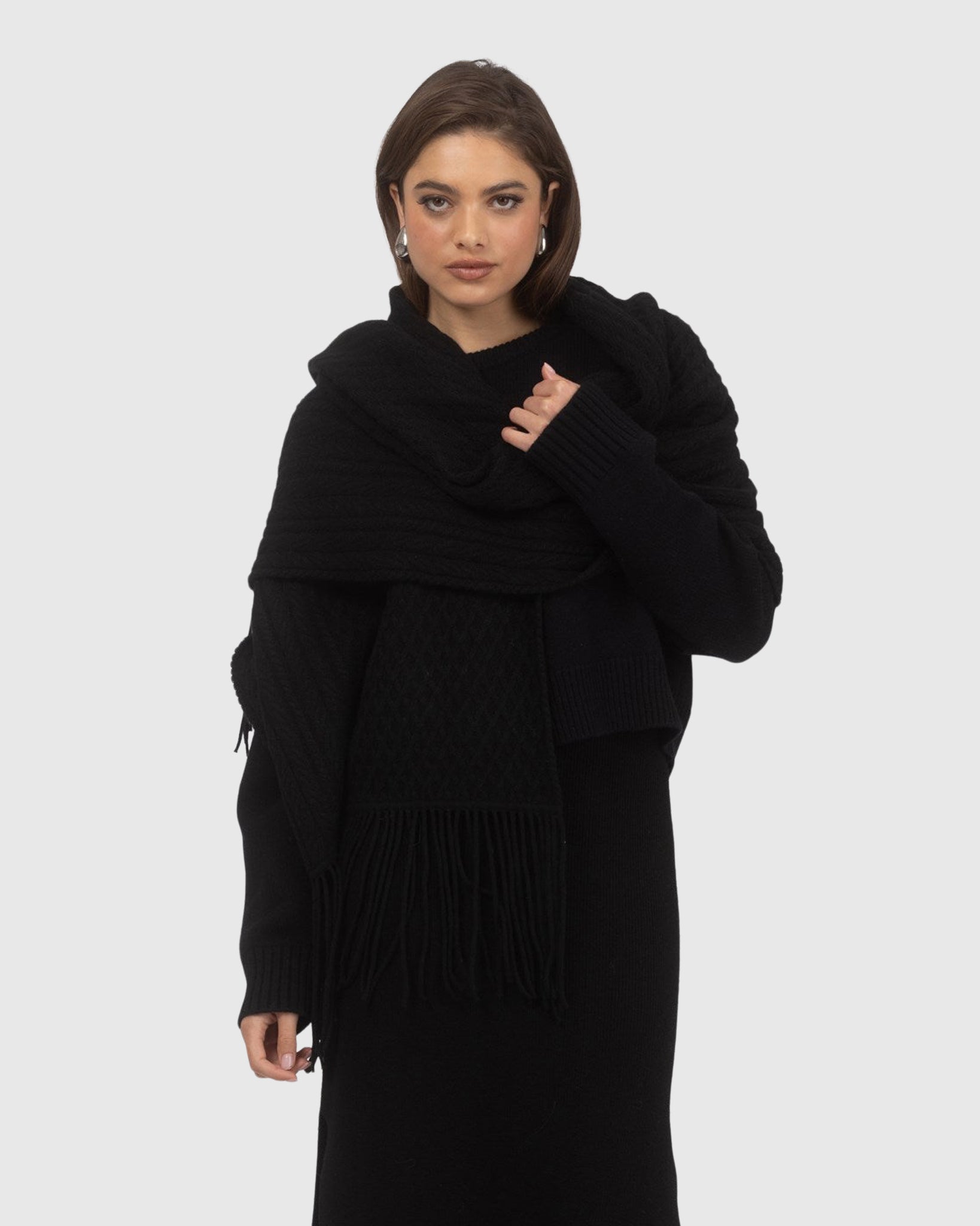 #Color_BLACK