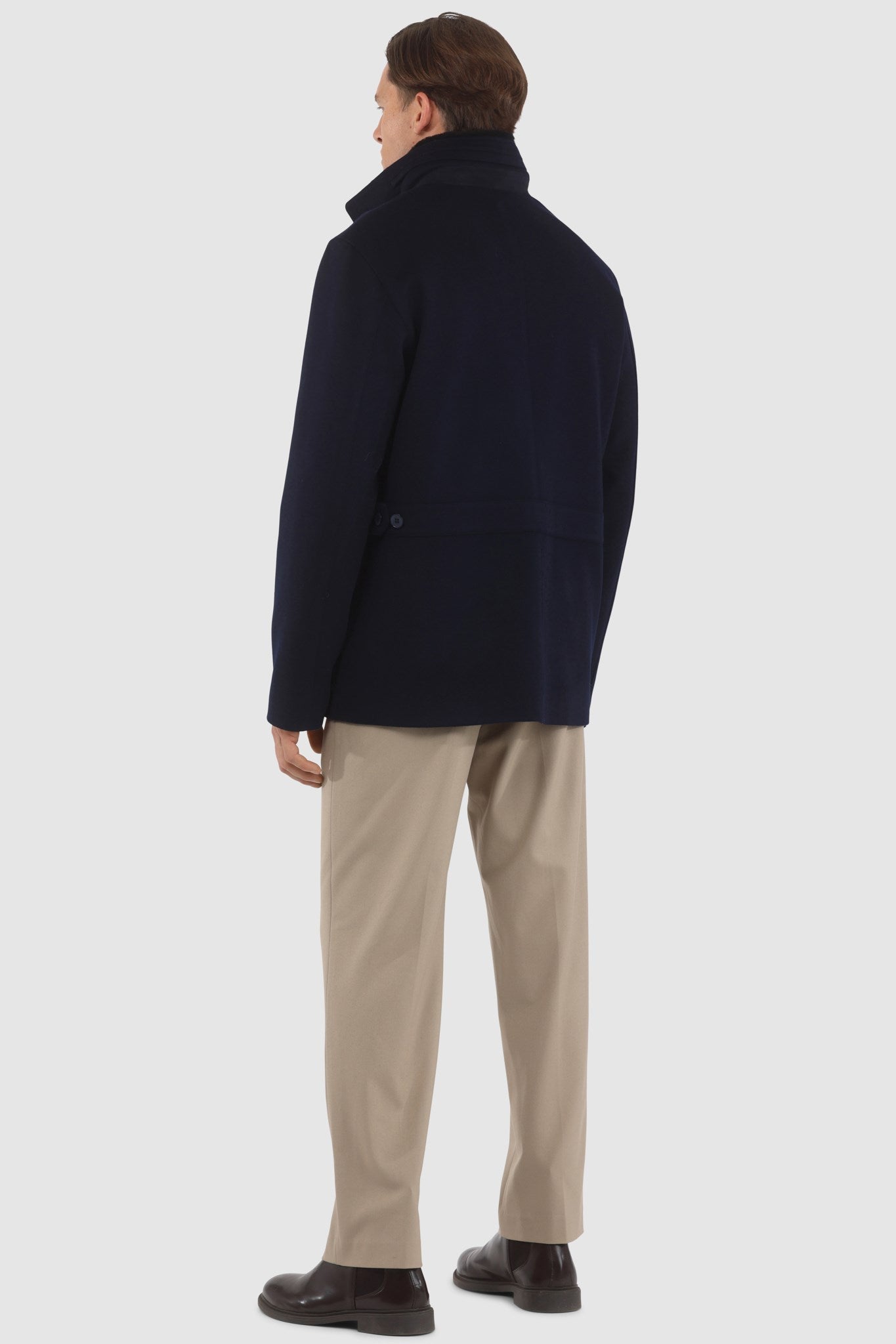 Veste pour homme confectionnée en laine Loro Piana avec col amovible en peau lainée d'agneau sélectionnée