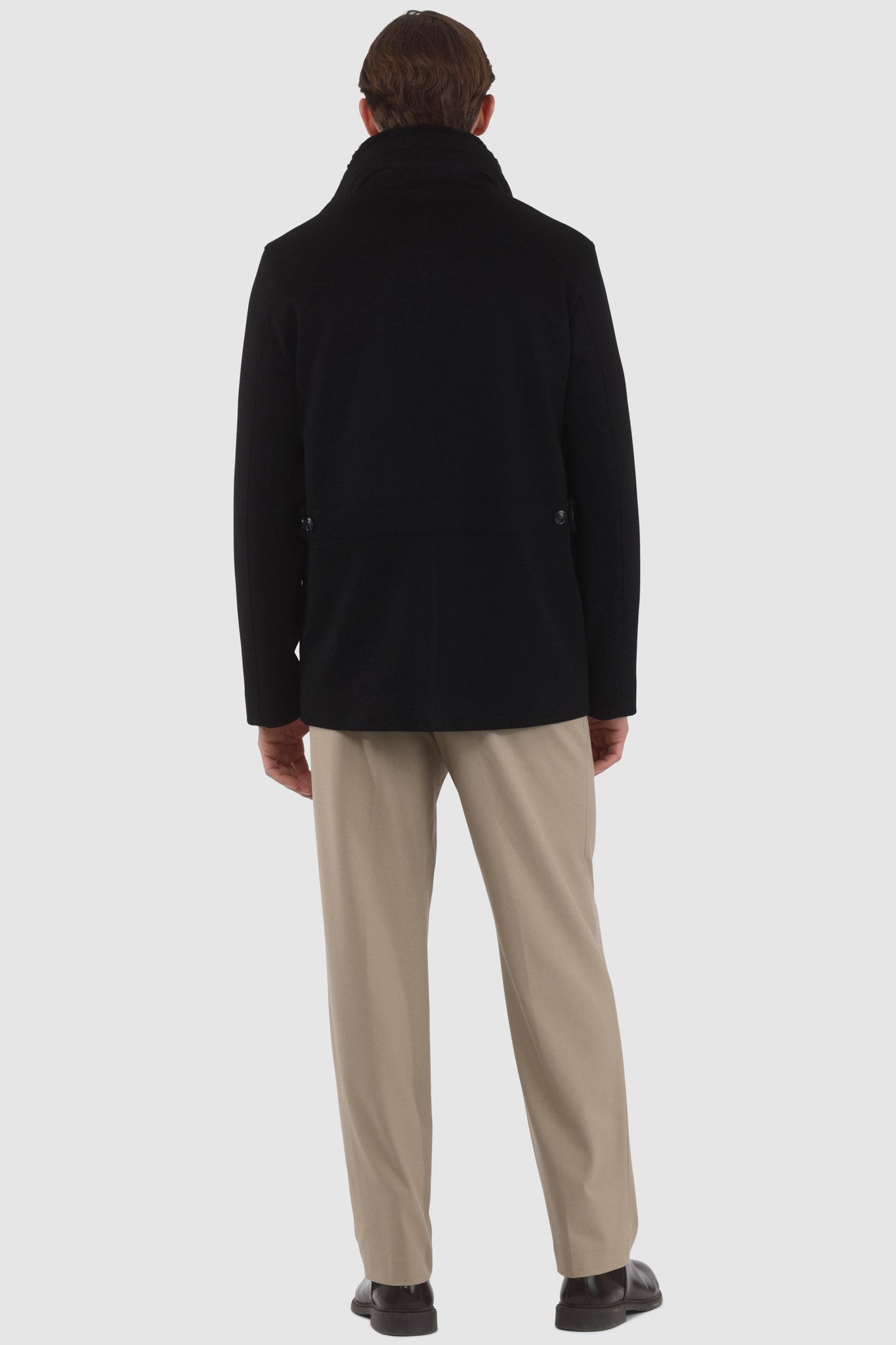 Veste pour homme confectionnée en laine Loro Piana avec col amovible en peau lainée d'agneau sélectionnée