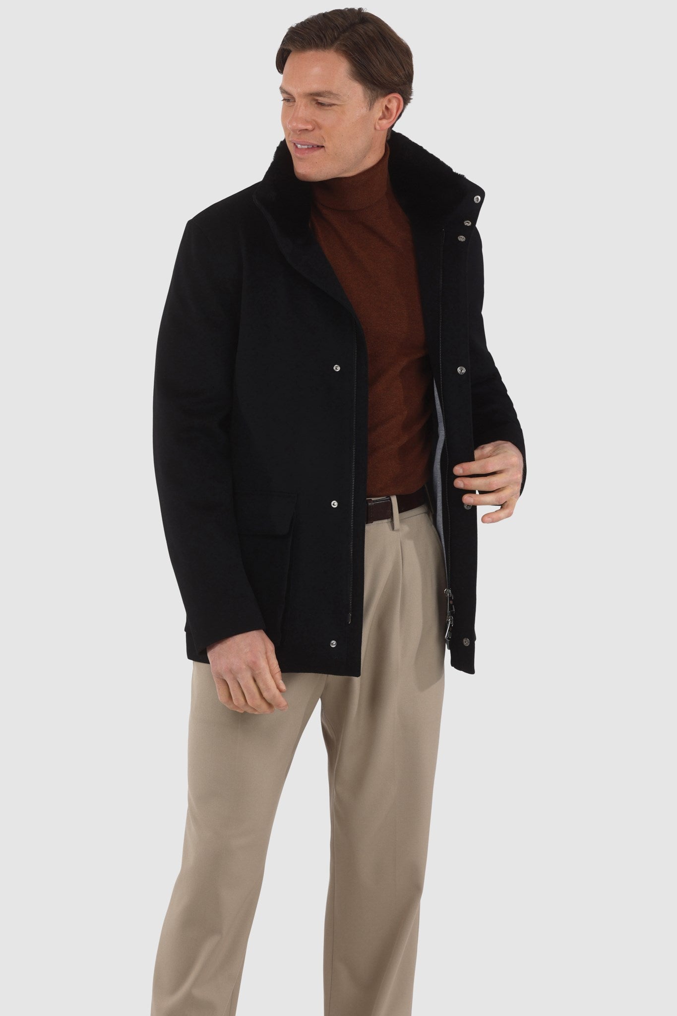 Veste pour homme confectionnée en laine Loro Piana avec col amovible en peau lainée d'agneau sélectionnée