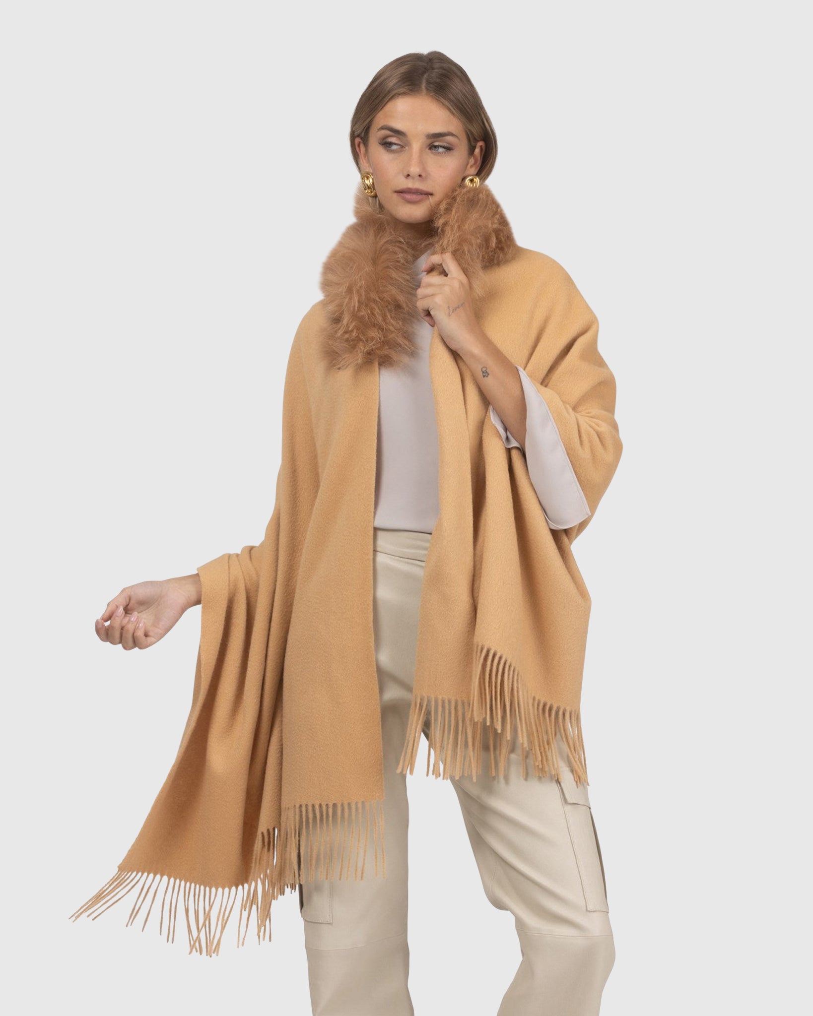 #Color_LIGHT CAMEL