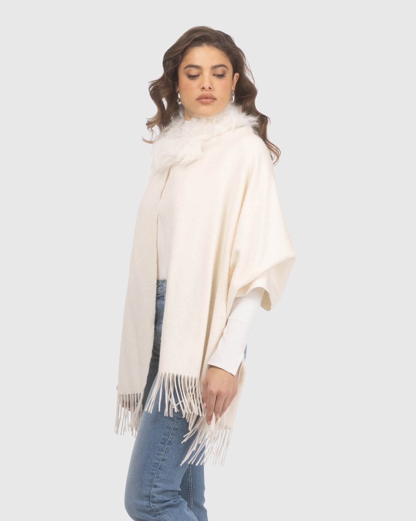 #Color_IVORY