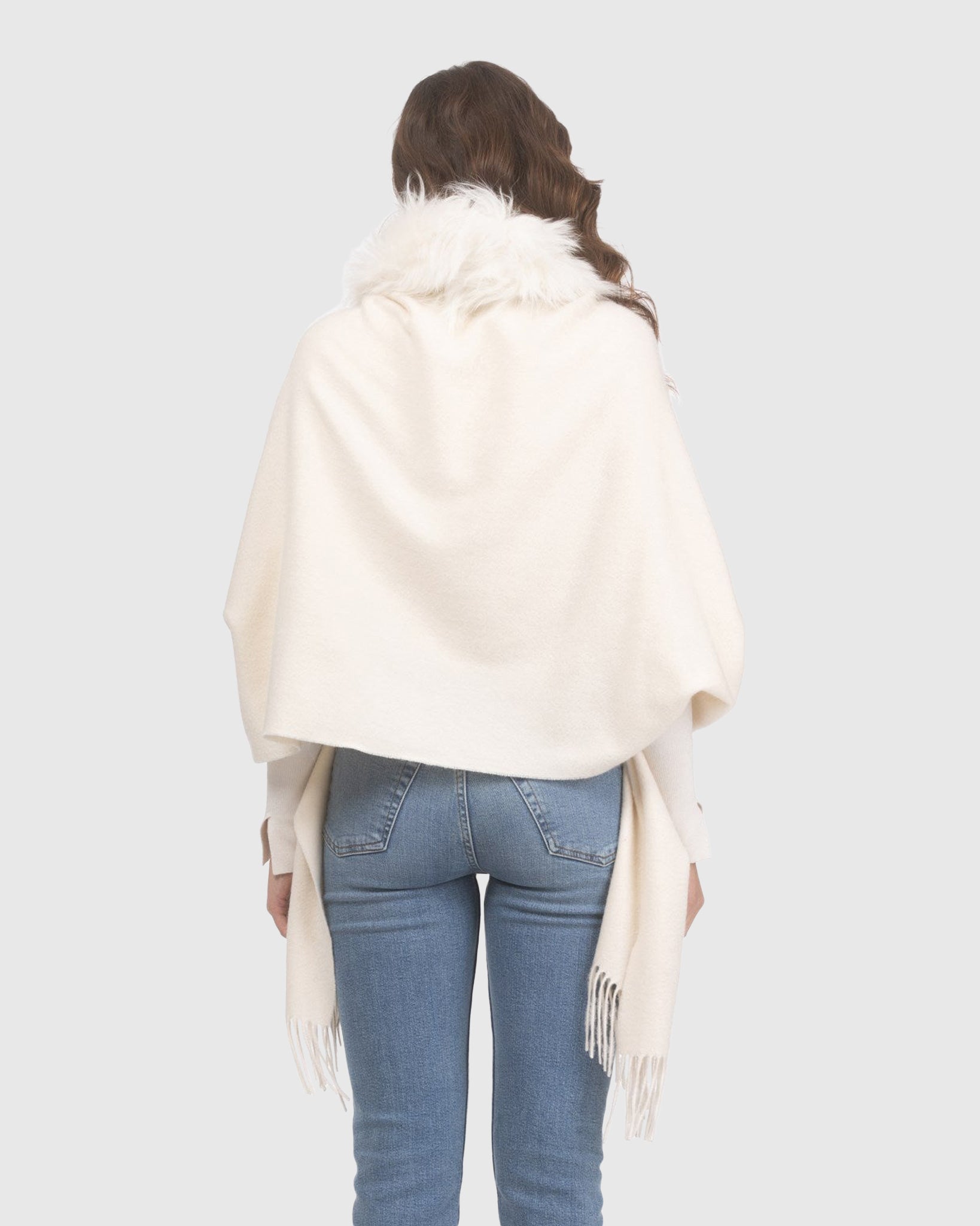#Color_IVORY