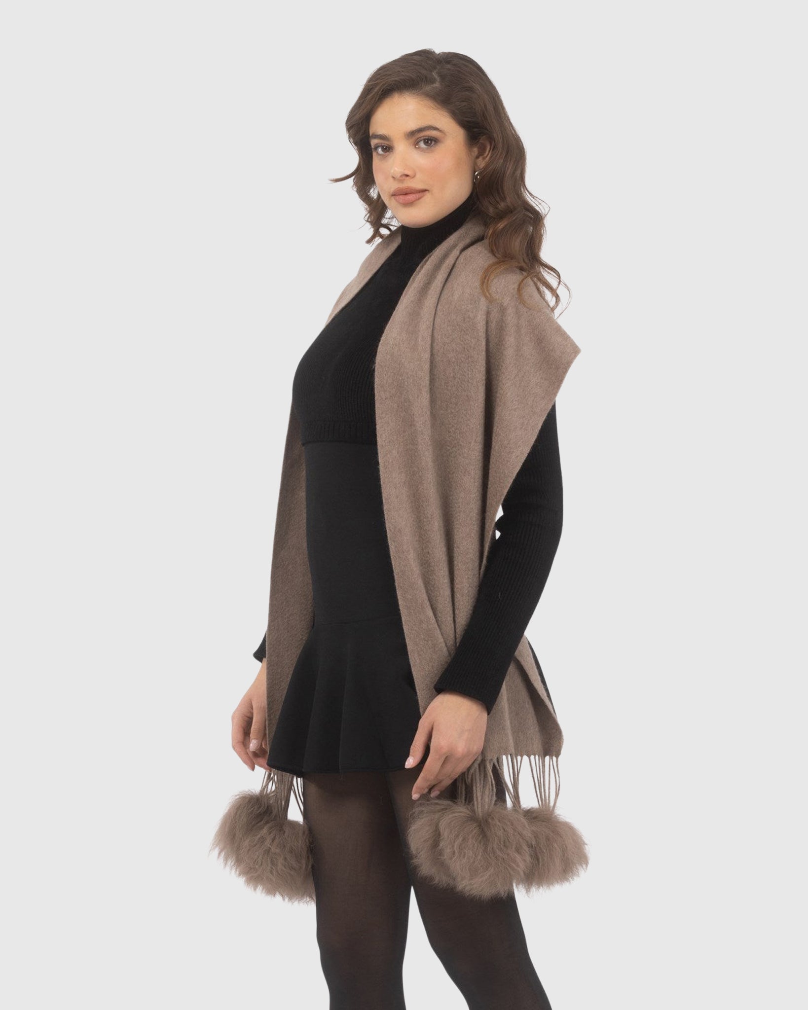 #Color_KHAKI TAUPE